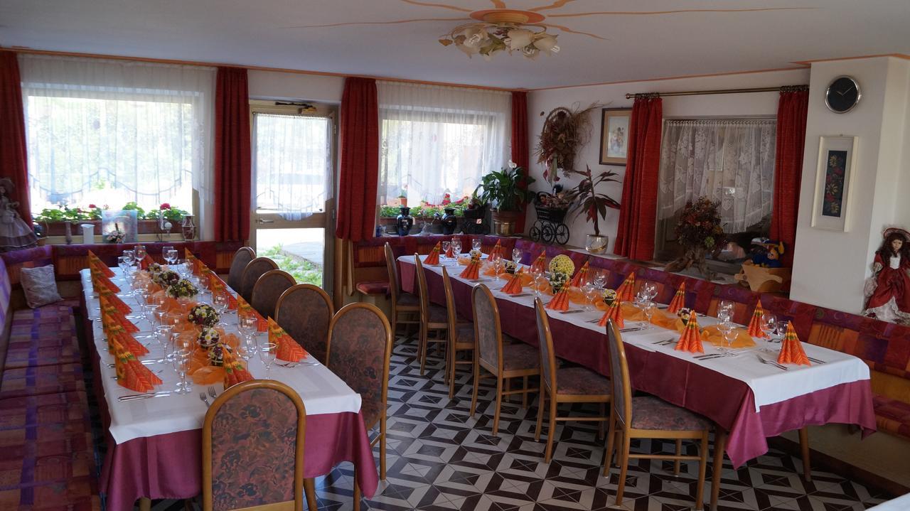 Hotel Roen Ruffre-Mendola エクステリア 写真