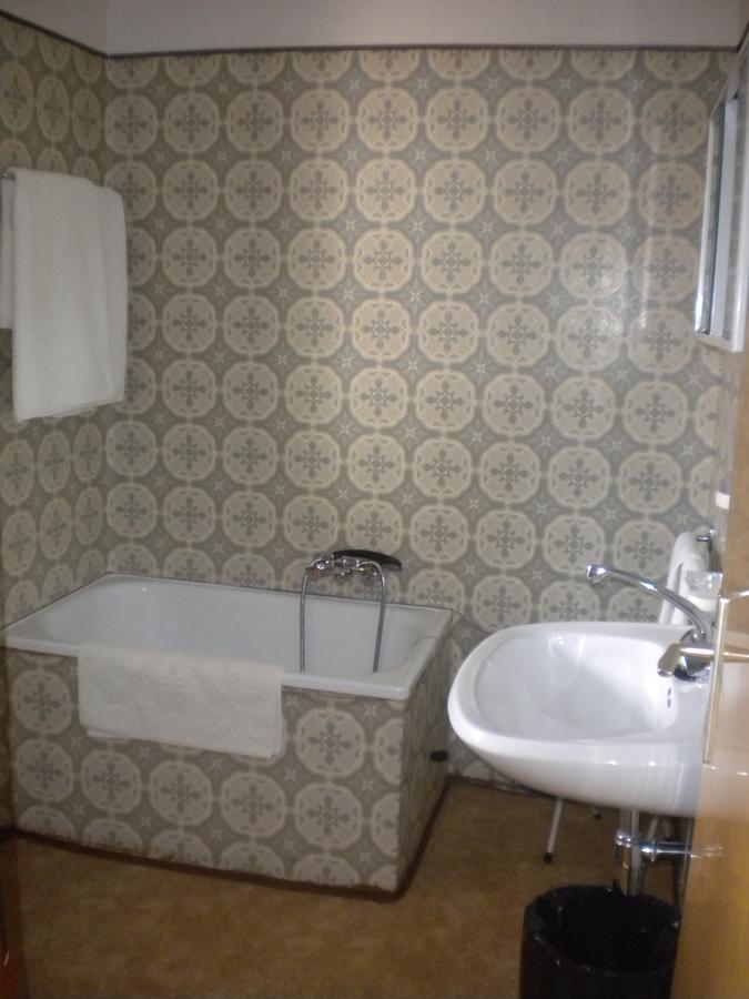 Hotel Roen Ruffre-Mendola エクステリア 写真
